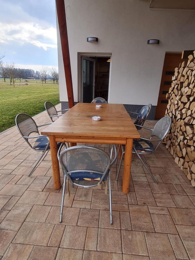Apartma Ranc Luze Kranj Exterior foto